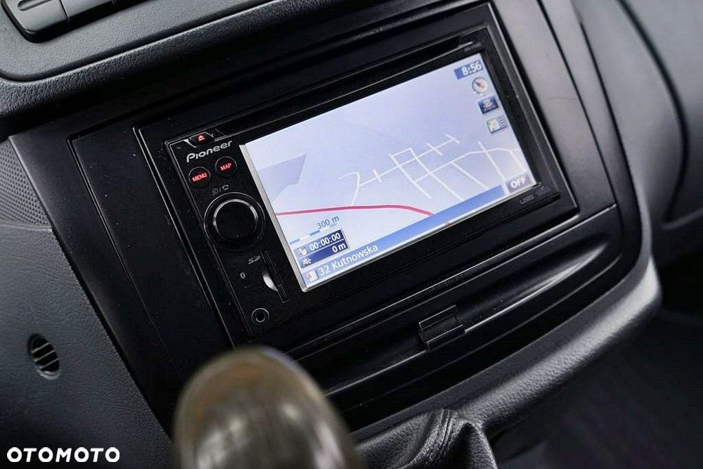 Mercedes-Benz Vito - 26