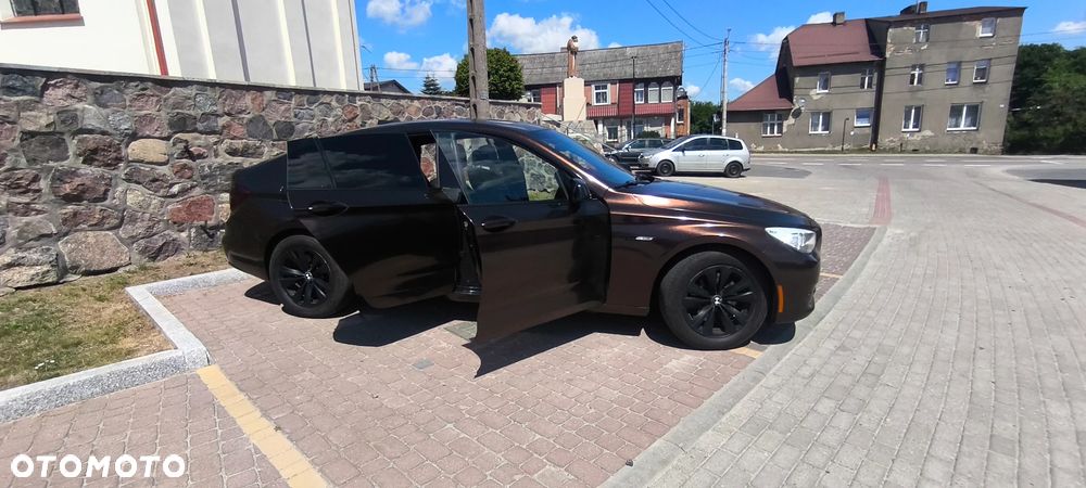 BMW Seria 5 535i - 12