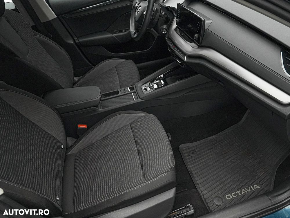 Skoda Octavia 2.0 TDI DSG Style - 12