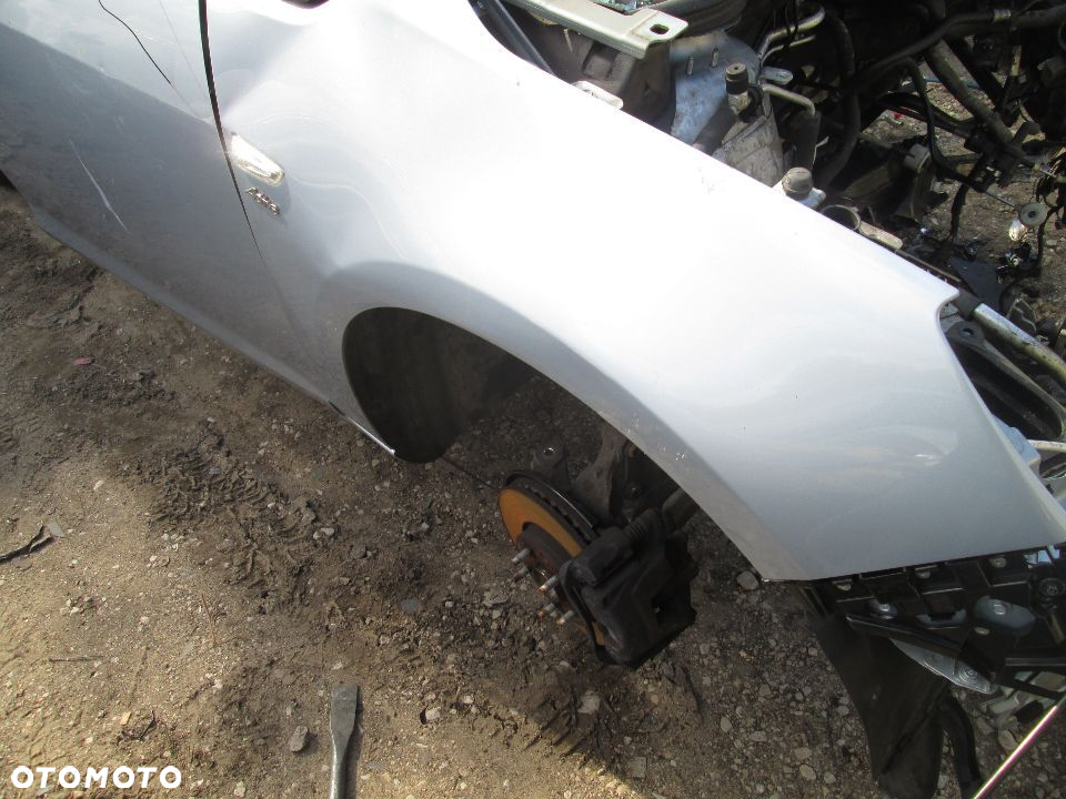 Opel Astra J IV 1.4 101km benzyna drzwi lampy silnik A14XER kod lakieru Z189 2014r. - 2