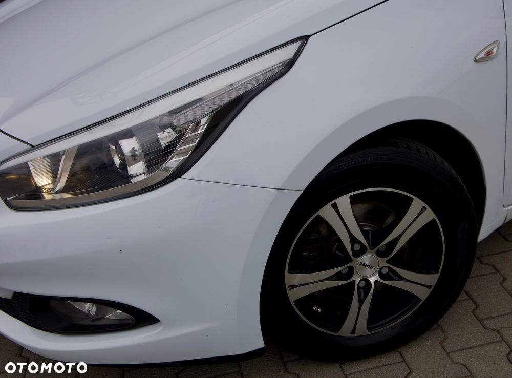 Kia Ceed 1.6 CRDi 128 Spirit - 6
