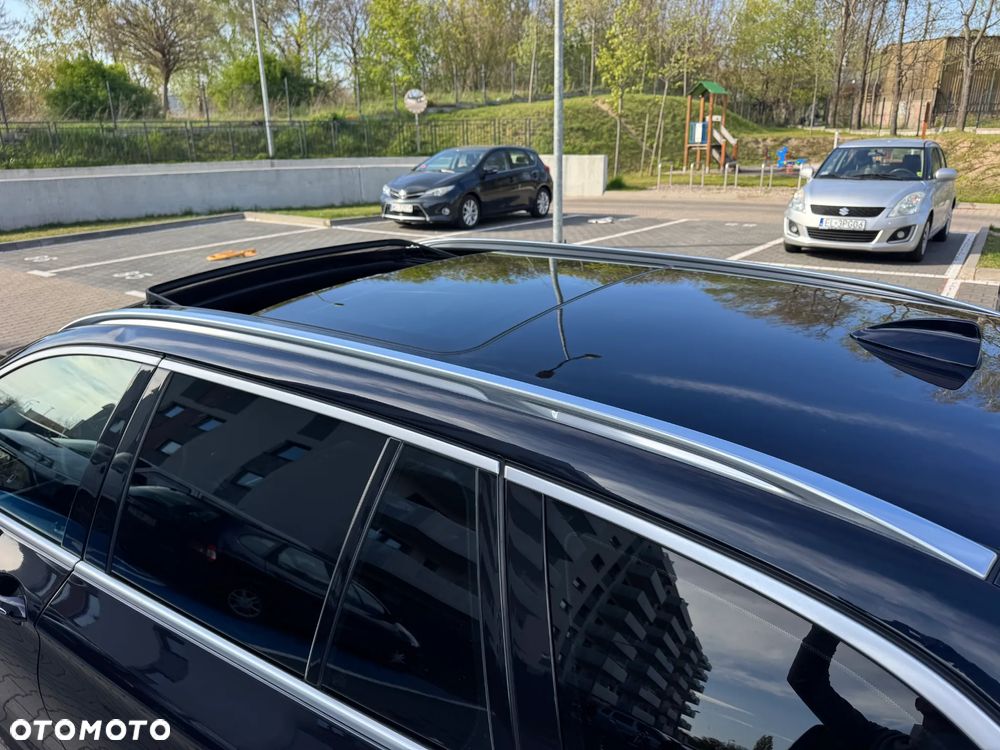 BMW Seria 5 525d - 10