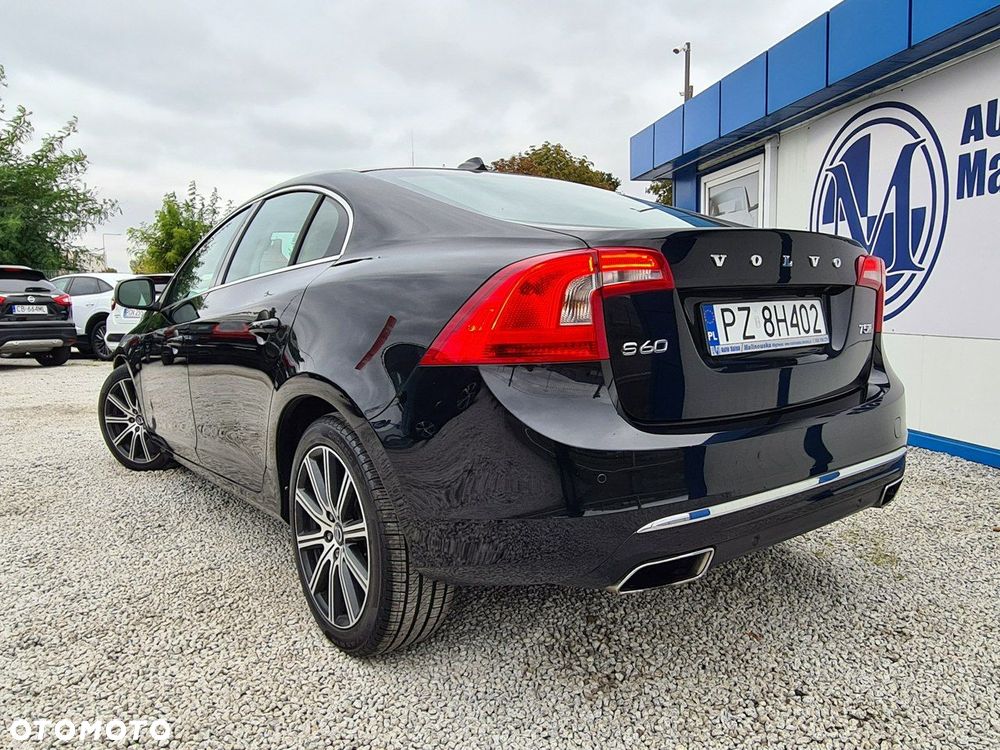 Volvo S60 T5 AWD Inscription - 4