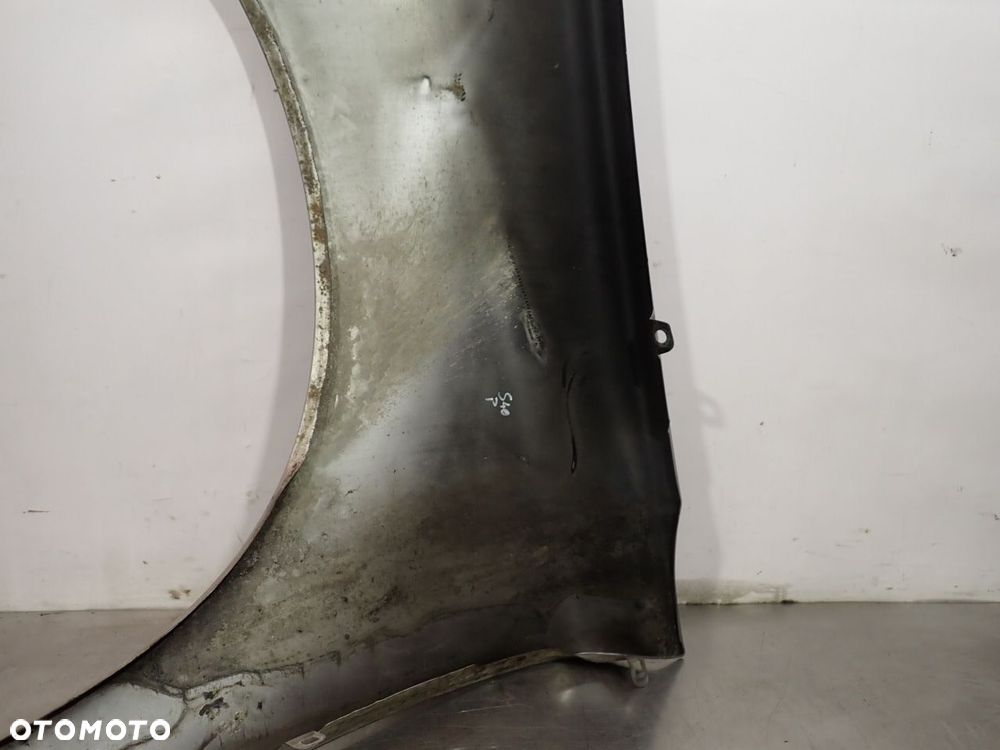 BŁOTNIK PRAWY PRZEDNI VOLVO S40 II - 7