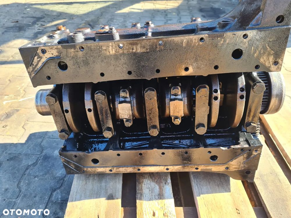 Blok wał tłoki 4206643R deutz agrotron k90 glowica most skrzynia - 3