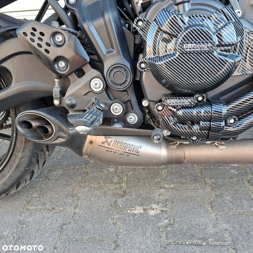 Yamaha MT - 7