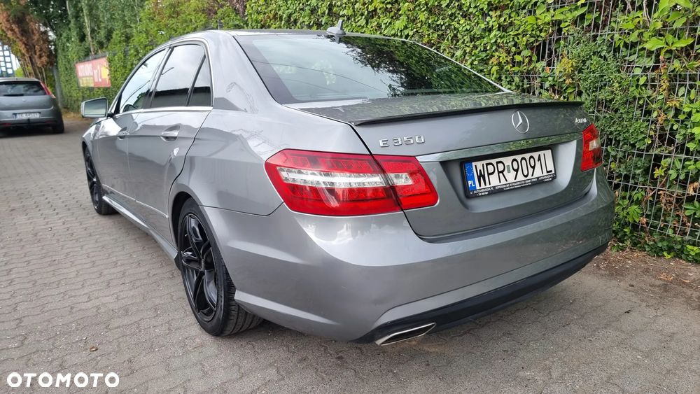 Mercedes-Benz Klasa E - 29