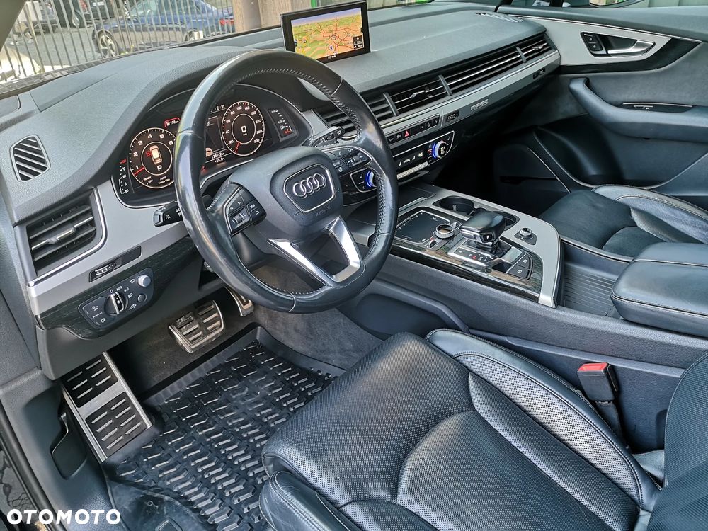 Audi Q7 3.0 TFSI Quattro Tiptronic - 14
