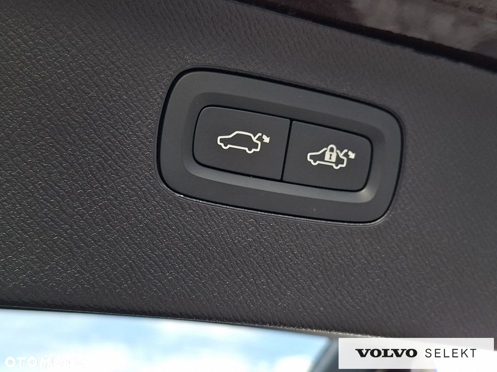 Volvo XC 90 - 39