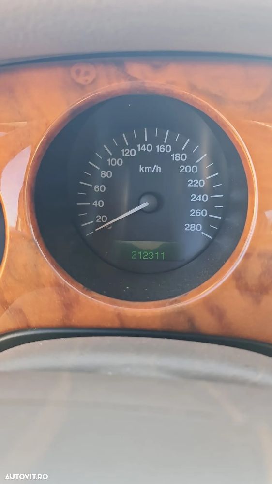 Jaguar XJ XJ6 3.0 Executive - 13