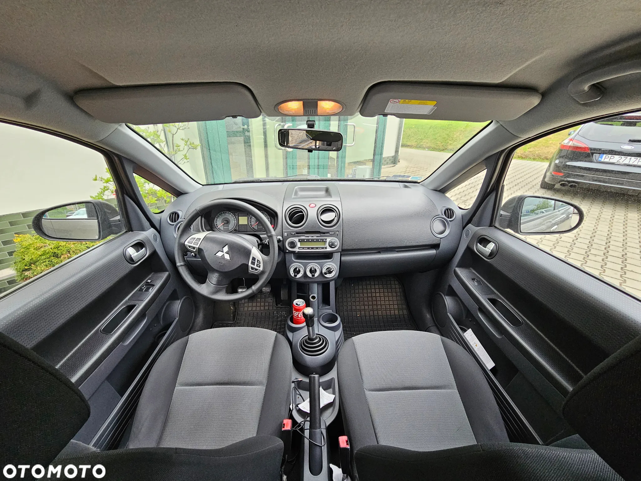 Mitsubishi Colt - 5