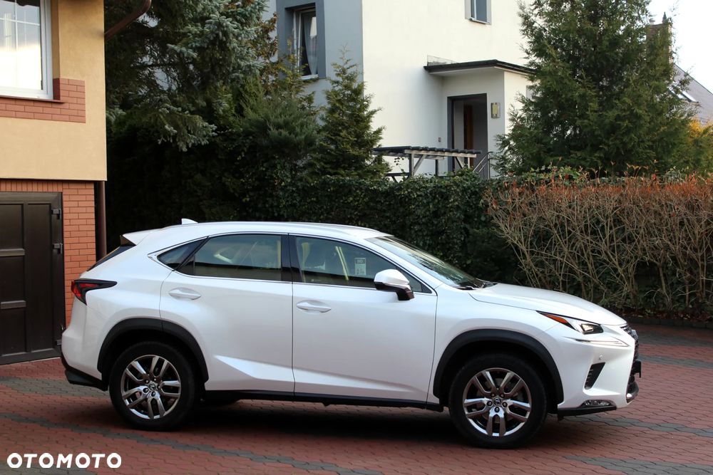 Lexus NX 300 Comfort AWD - 4