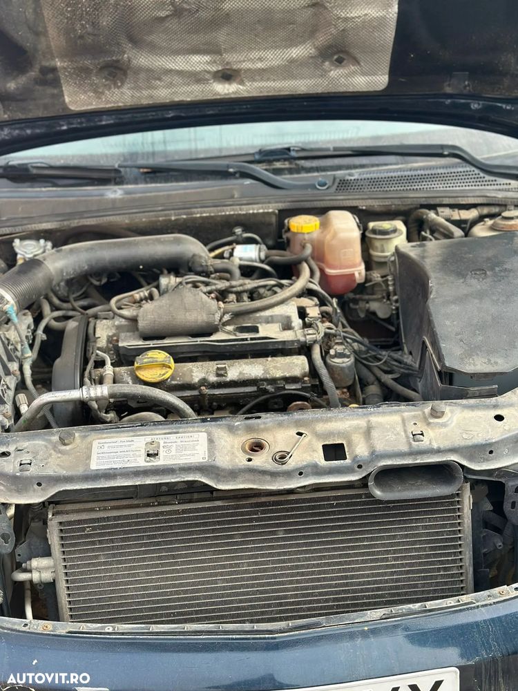 Opel Vectra - 9