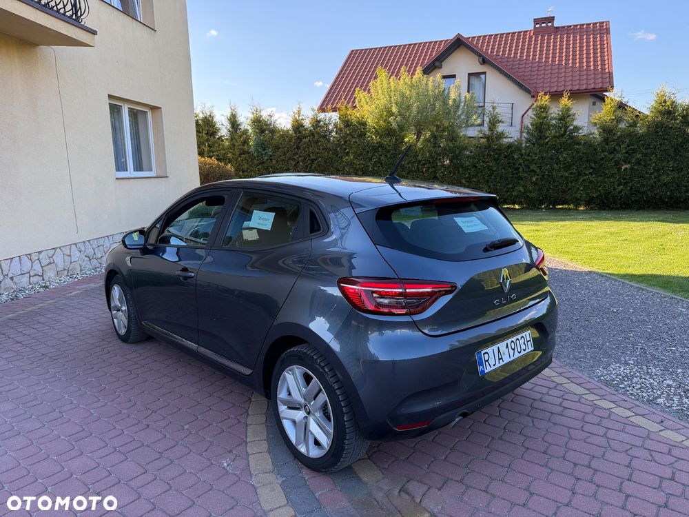 Renault Clio - 5