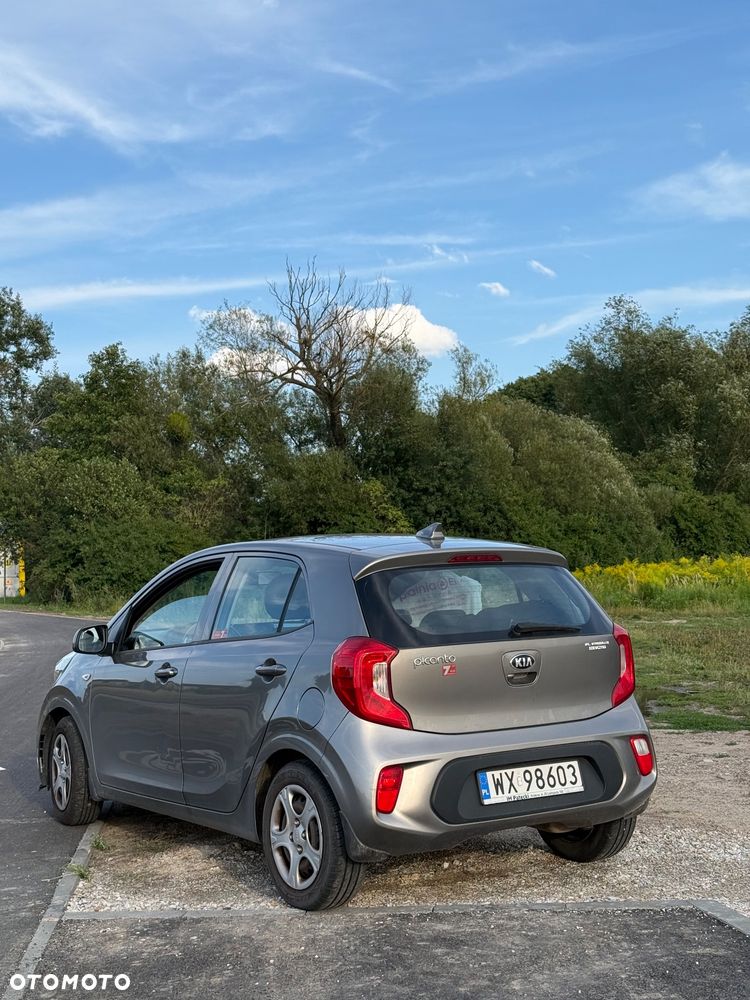 Kia Picanto 1.2 L - 4