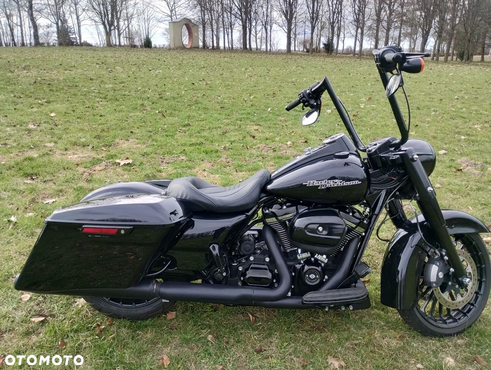 Harley-Davidson Touring Road King - 16