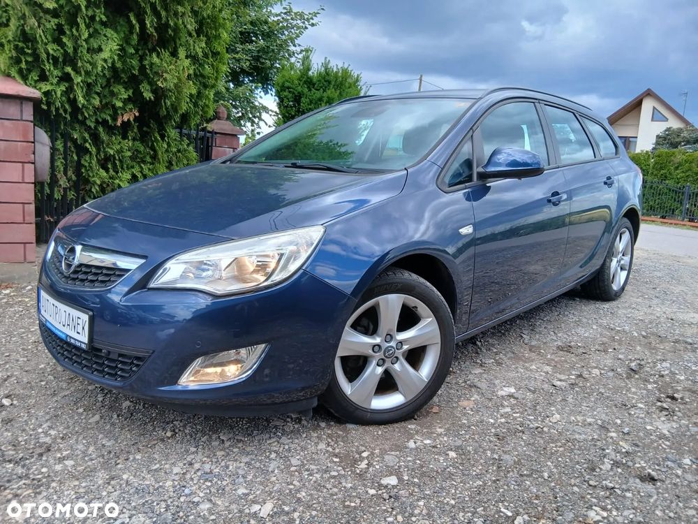 Opel Astra 1.4 Turbo Design Edition - 11