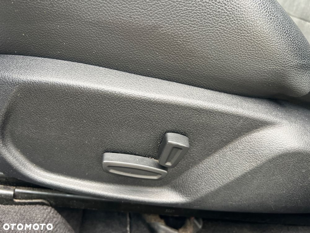 Ford Mondeo 2.0 TDCi Titanium X - 11