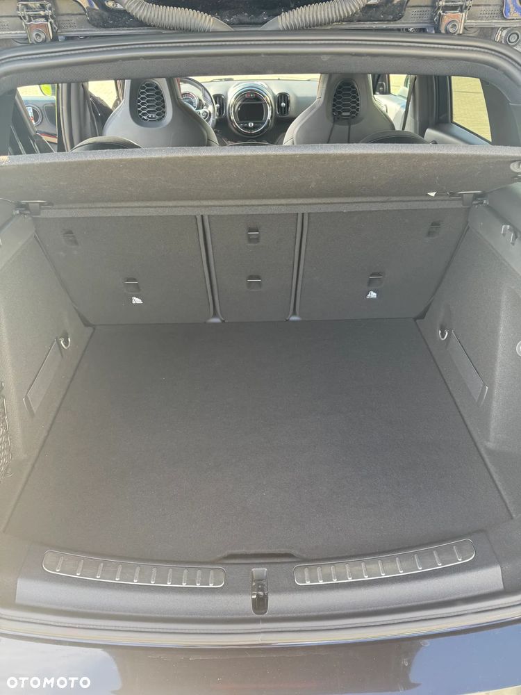 MINI John Cooper Works - 12