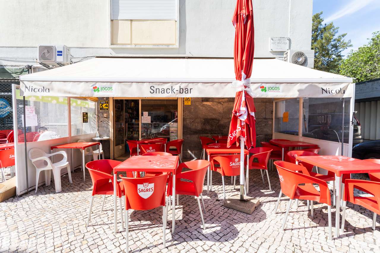 Trespasse de Café/Snack-Bar com Jogos Santa Casa – Oportunidade Única - Grande imagem: 2/18