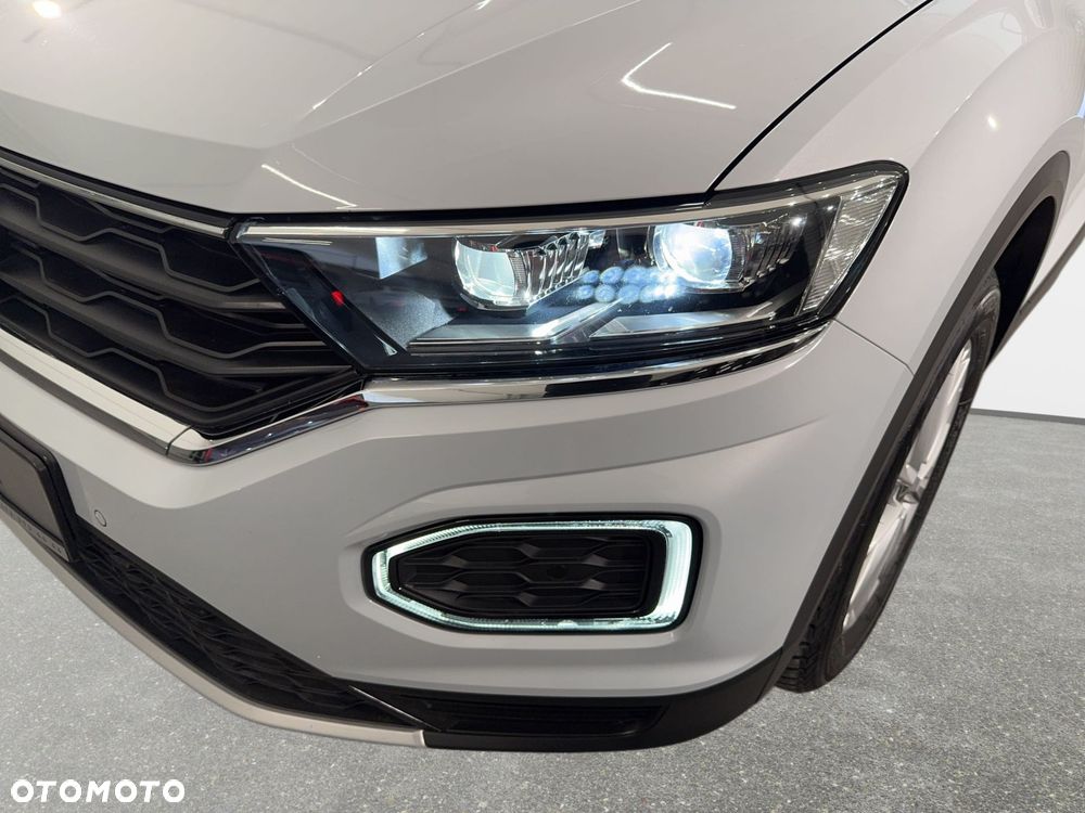 Volkswagen T-Roc - 10