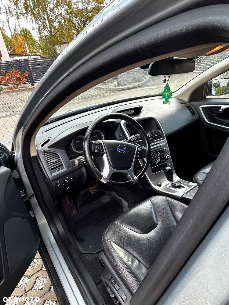 Volvo XC 60 - 6