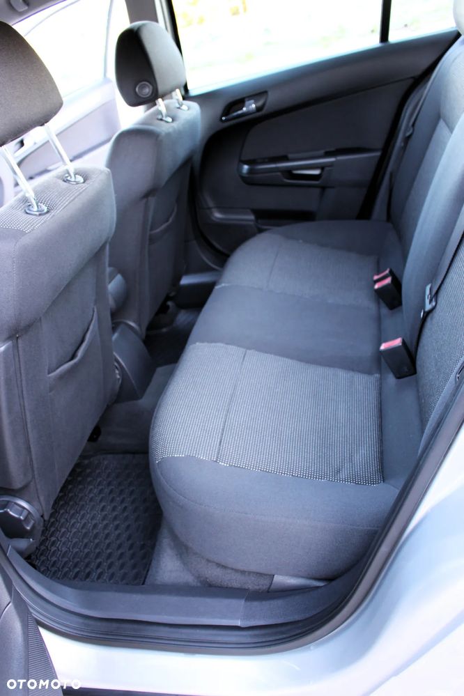 Opel Astra 1.7 CDTI DPF Edition Sport - 15