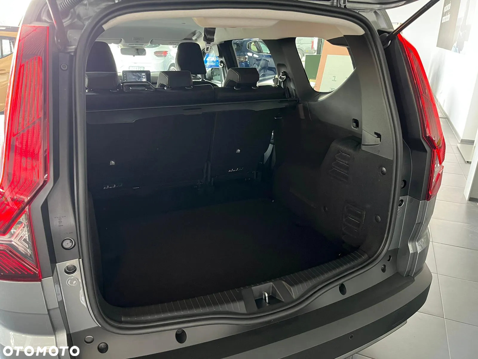 Dacia Jogger 1.6 Full Hybrid 140 Extreme MMT - 7