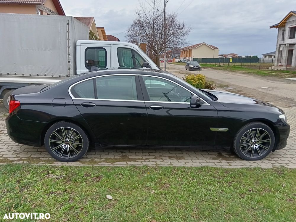 BMW Seria 7 740d Aut. - 2