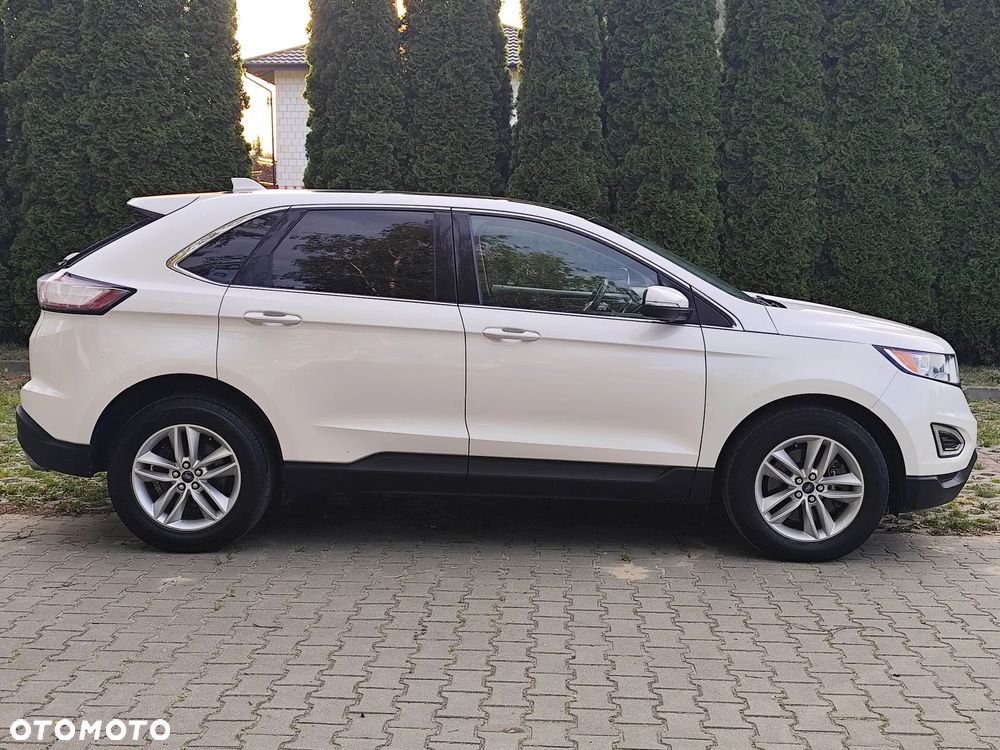 Ford Edge - 2
