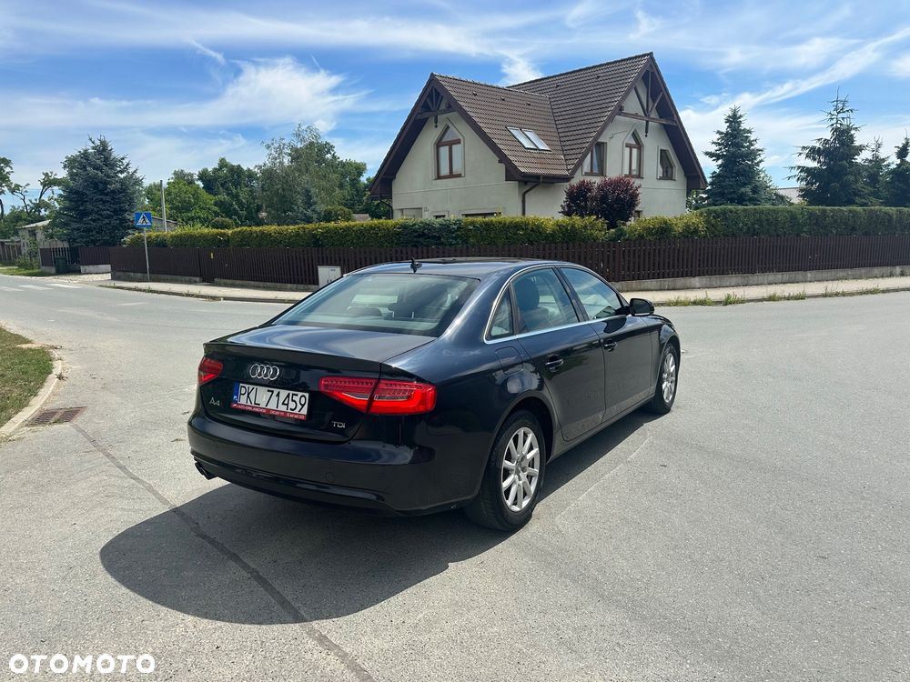 Audi A4 Limousine - 21