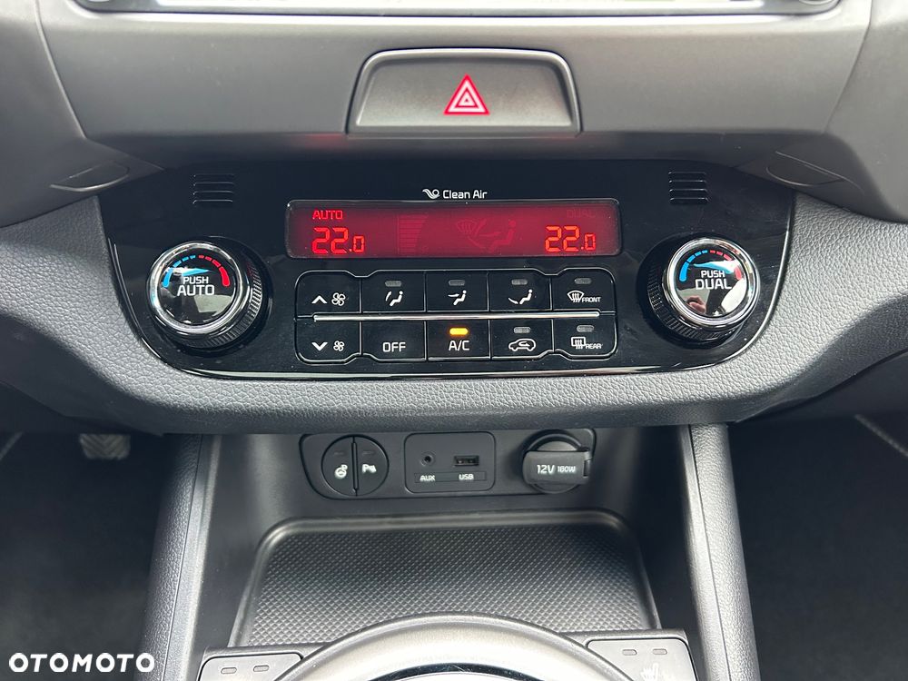 Kia Sportage 2.0 GDI 2WD Vision - 24