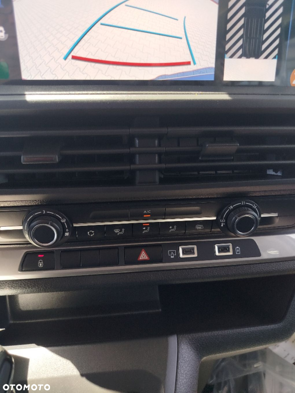 Opel Vivaro Furgon Brygadowy Flex Exstra Long - 18