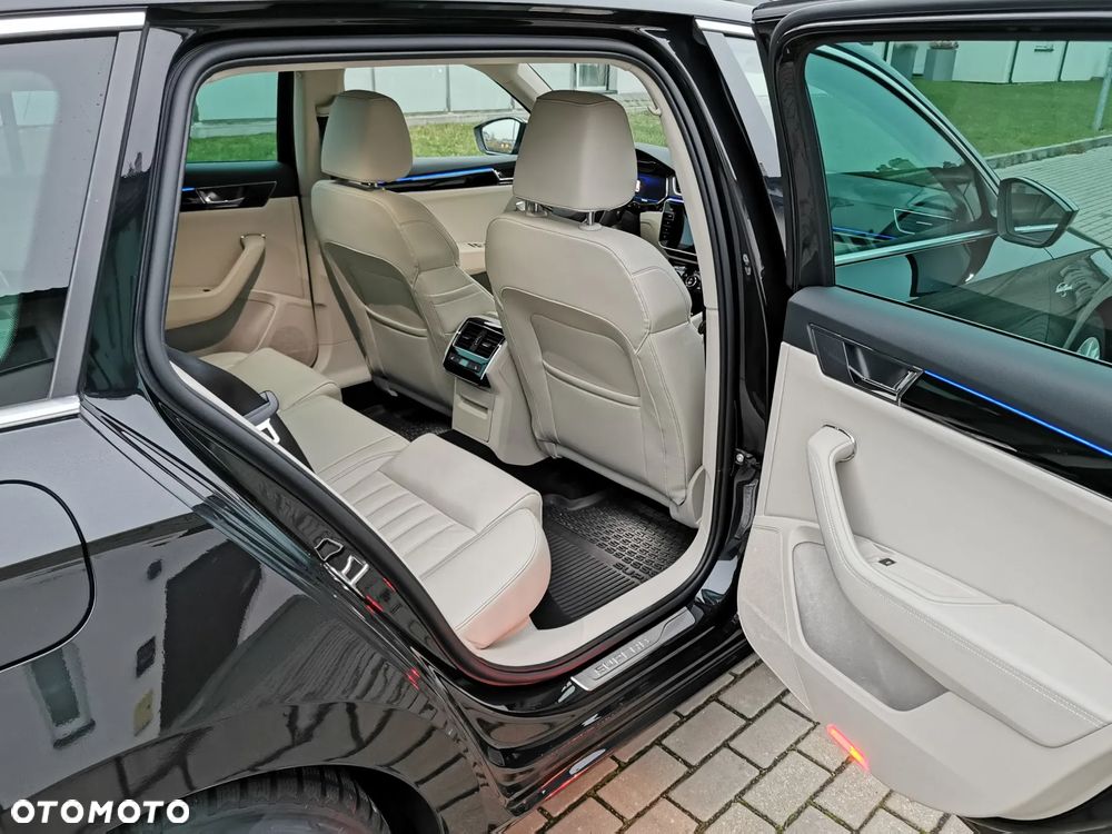 Skoda Superb 2.0 TSI 4x4 DSG L&K - 27