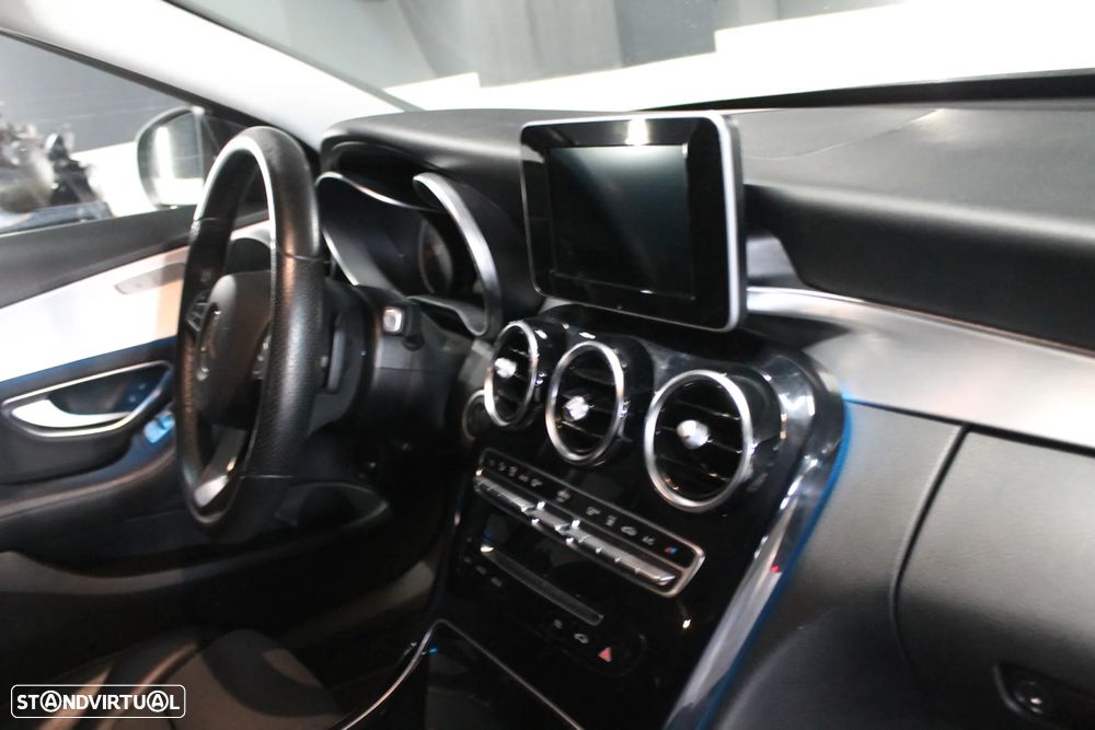 Mercedes-Benz C 350 - 13