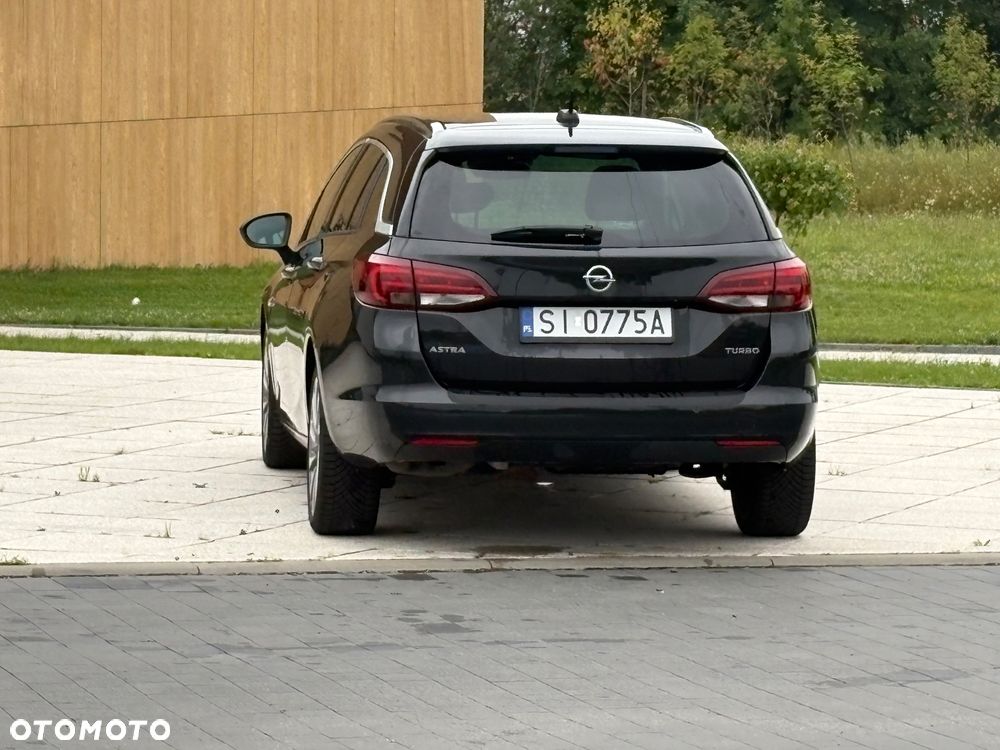 Opel Astra 1.4 T Dynamic - 18