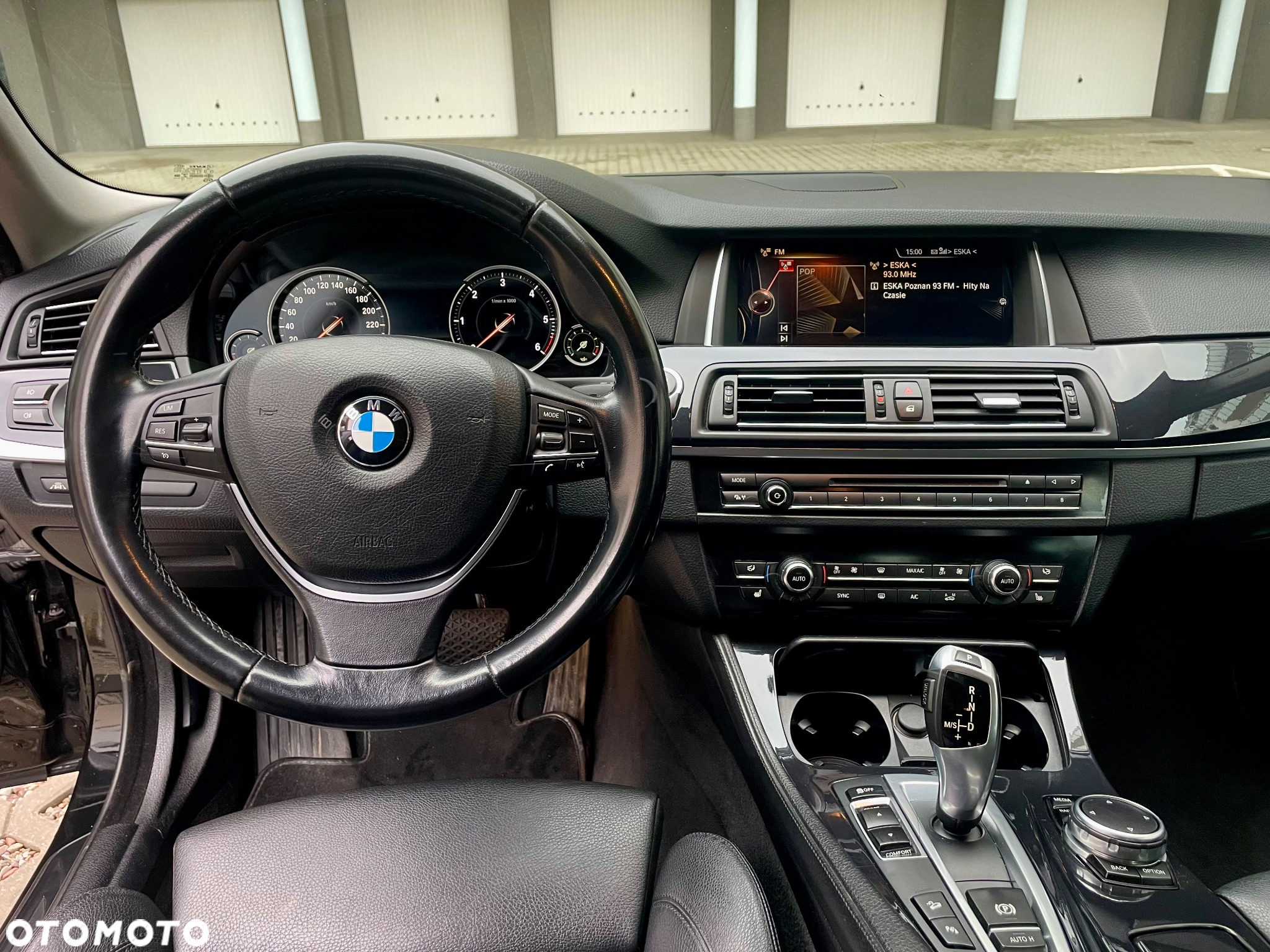 BMW Seria 5 520d Luxury Line - 21