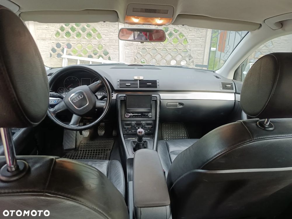 Audi A4 Limousine 2.0 TDI - 1