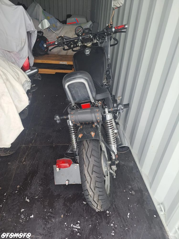 Honda VF - 3
