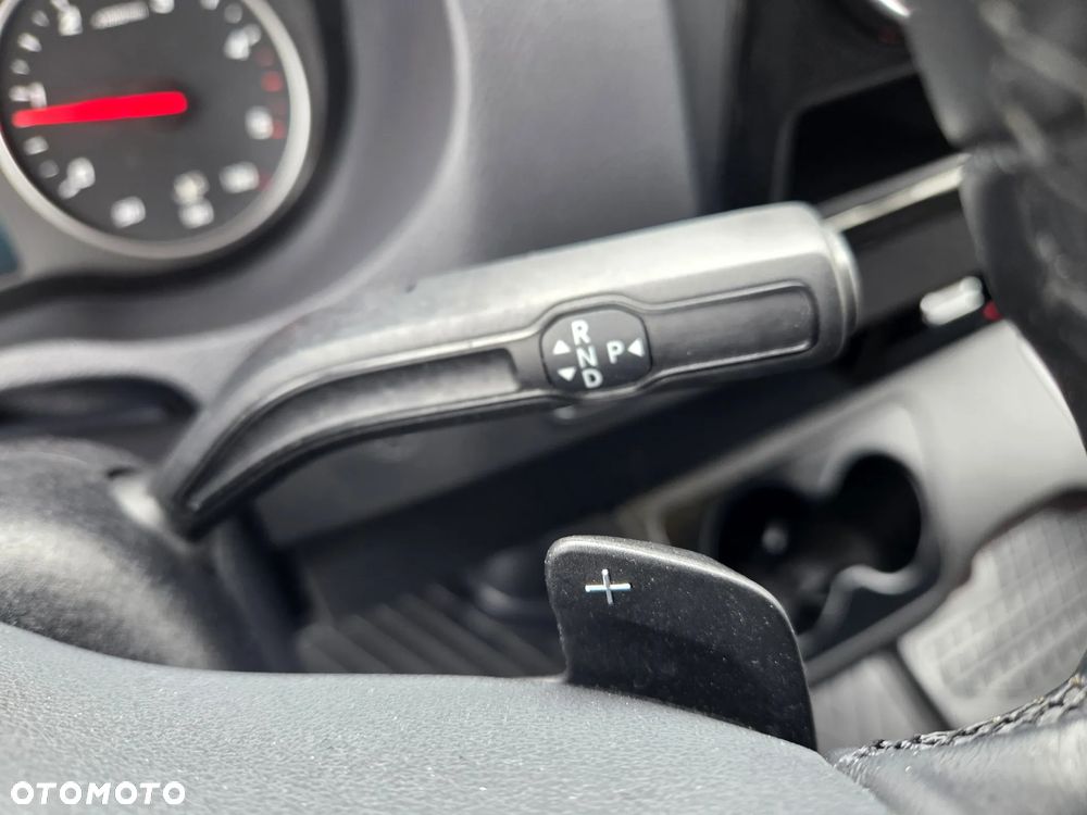 Mercedes-Benz Sprinter - 36