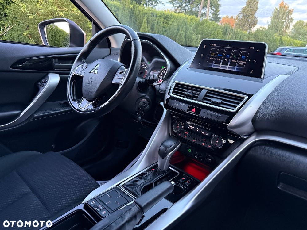 Mitsubishi Eclipse Cross 1.5 T-MIVEC CVT 4WD Spirit+ - 13