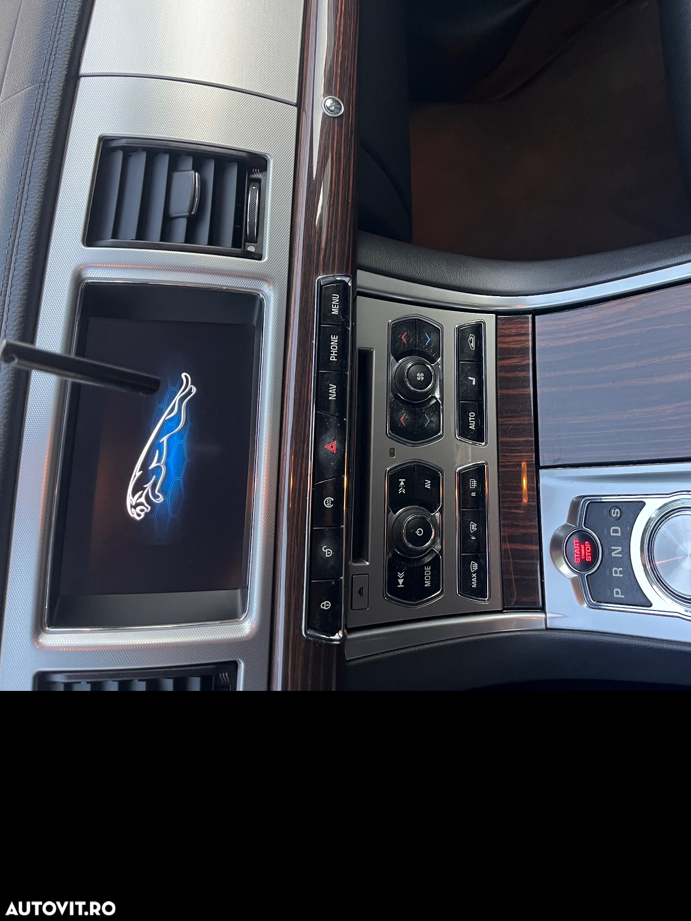 Jaguar XF 2.2D Premium Luxury - 13