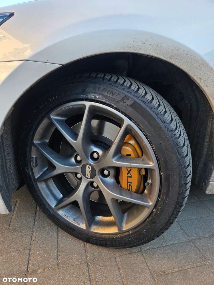 Lexus IS 200t Elite - 35