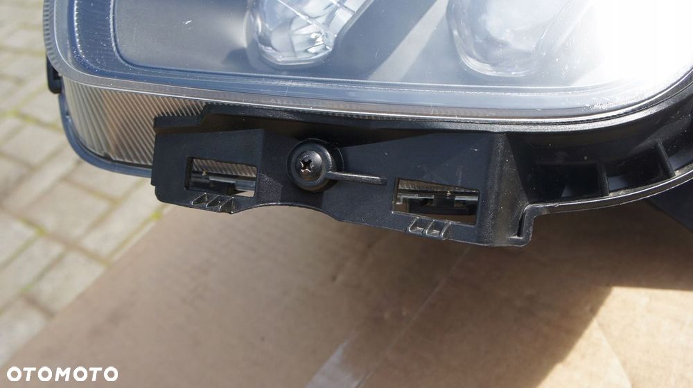 LEWY LED ŚWIATŁO DRL HALOGEN KIA SOUL II EV - 3