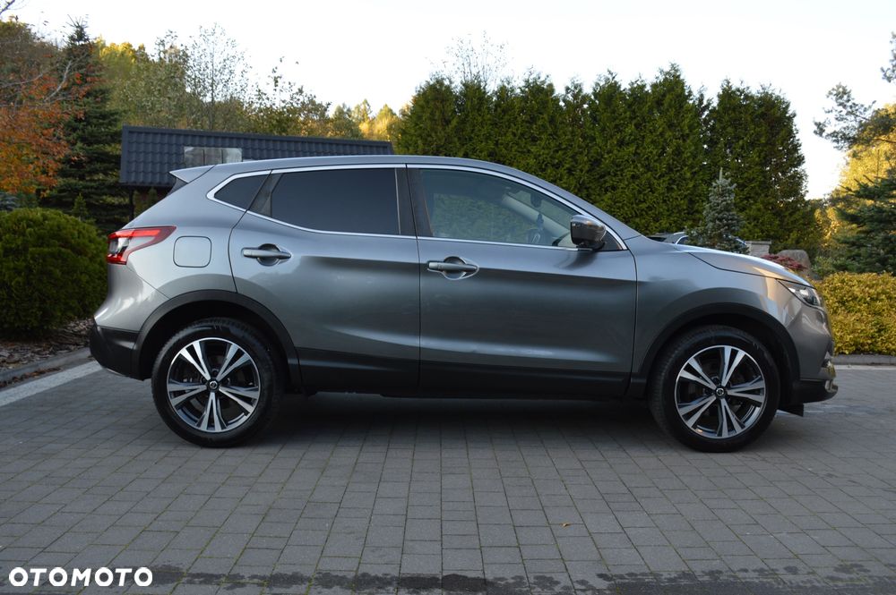 Nissan Qashqai 1.3 DIG-T DCT TEKNA - 9