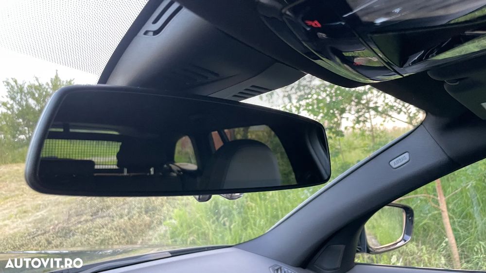 BMW Seria 3 320i Aut. M Sport - 33