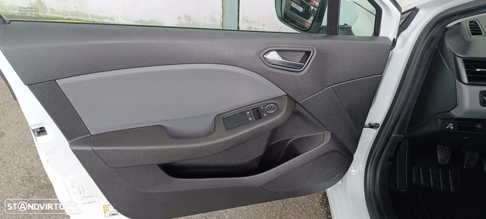 Renault Clio 1.0 TCe Zen Bi-Fuel - 9