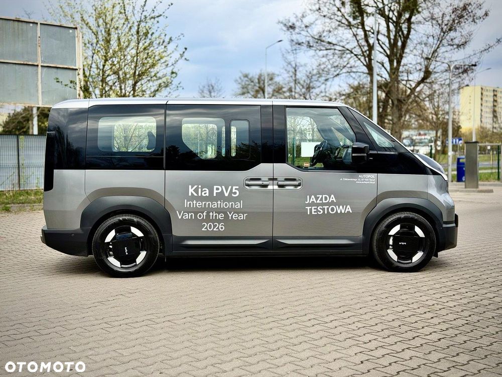 Kia PV5 - 4