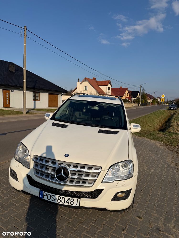 Mercedes-Benz ML - 13