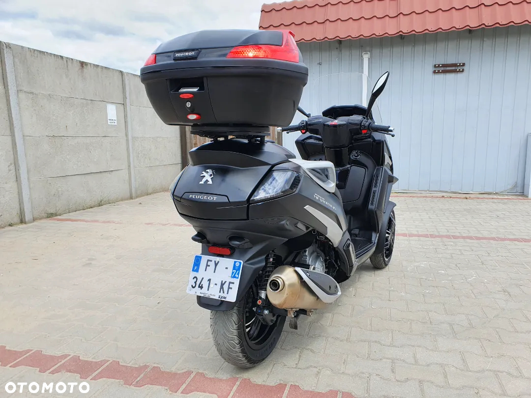 Peugeot Metropolis - 10